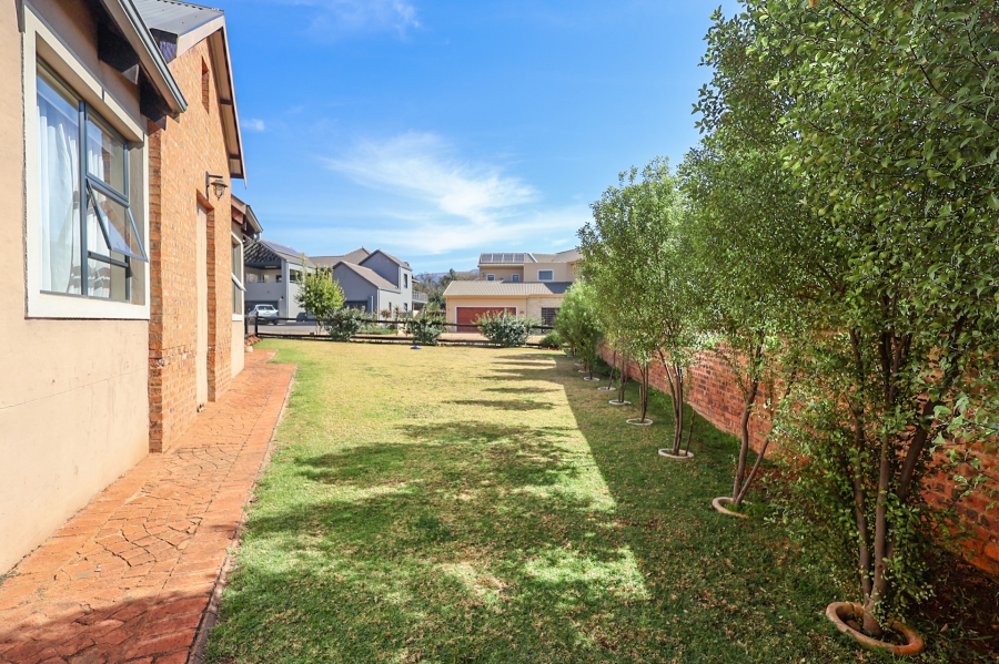 4 Bedroom Property for Sale in The Coves North West